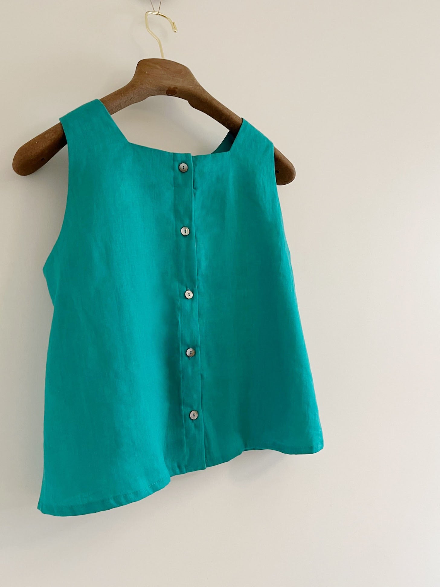Back-Button Linen Vest Top (set)